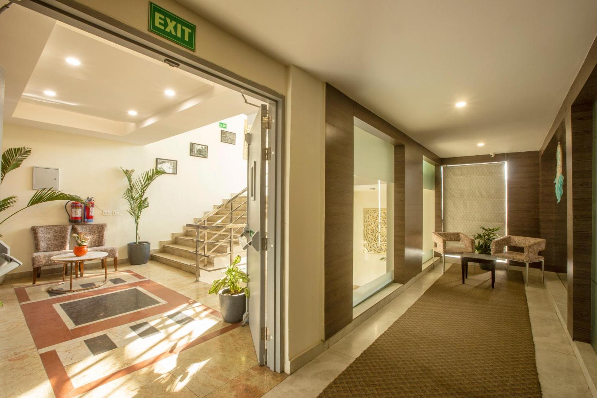 Hotel Prithvi Palace Igi Airport Delhi New Delhi Exteriör bild