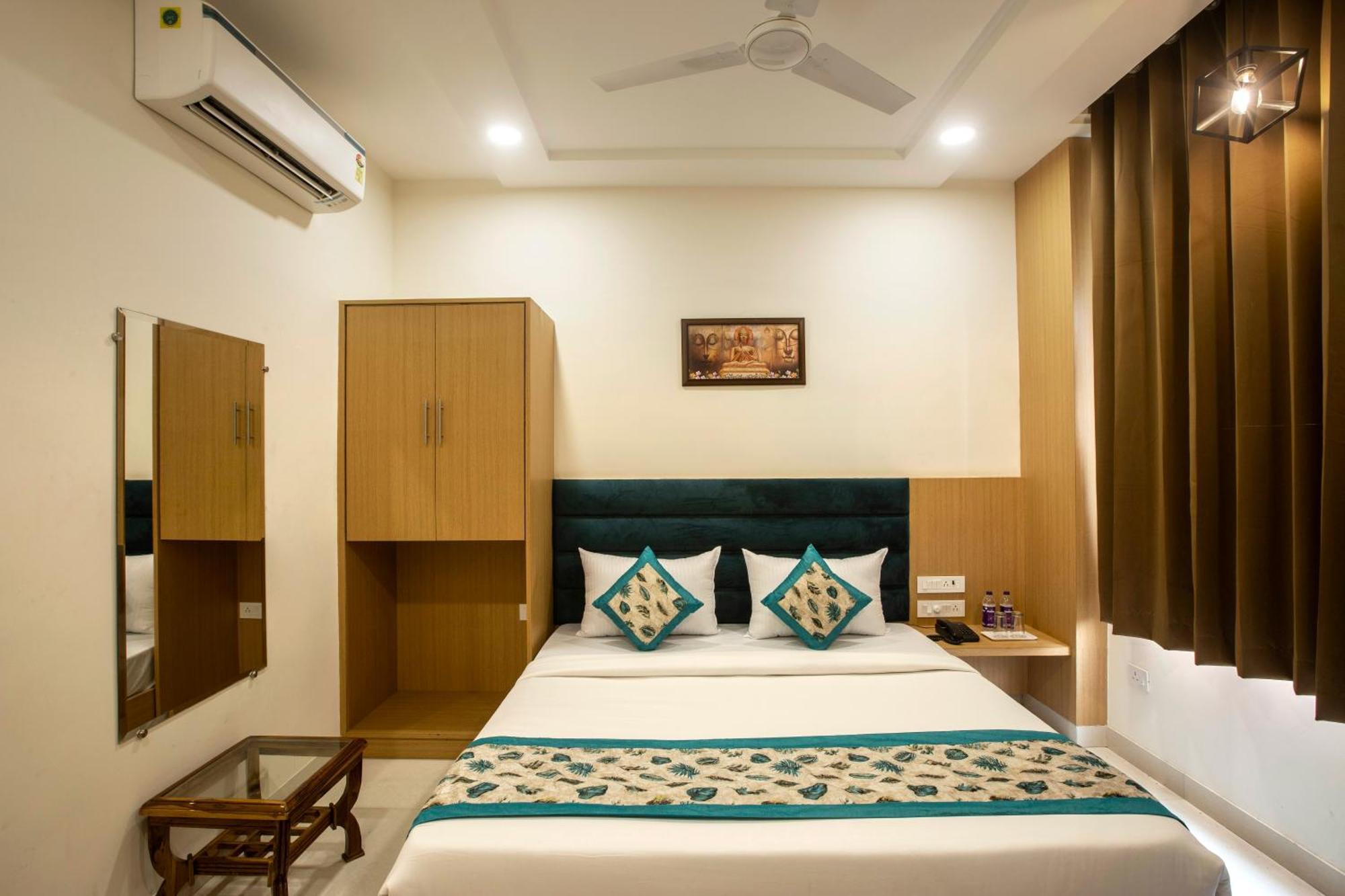 Hotel Prithvi Palace Igi Airport Delhi New Delhi Exteriör bild