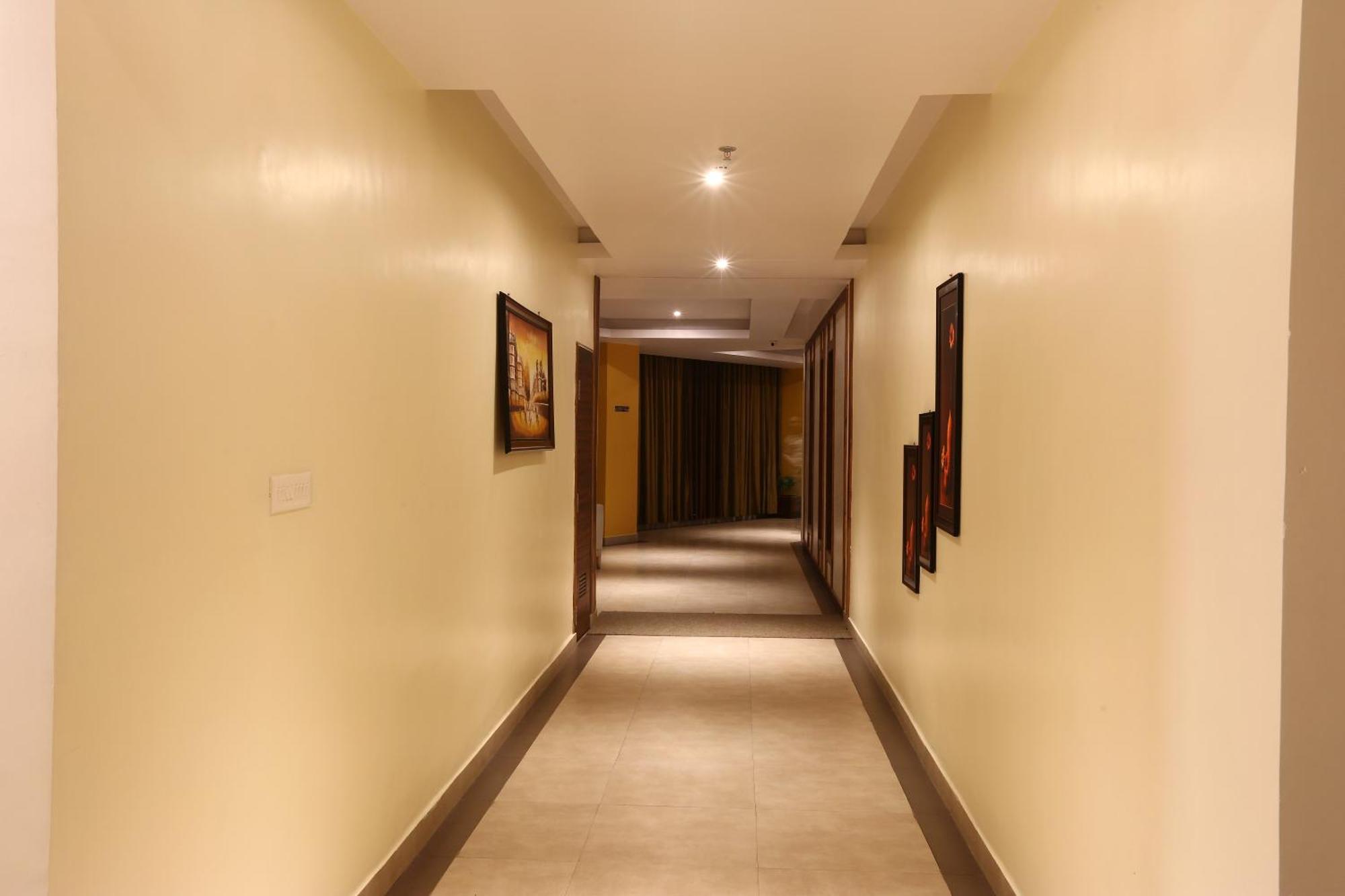 Hotel Prithvi Palace Igi Airport Delhi New Delhi Exteriör bild