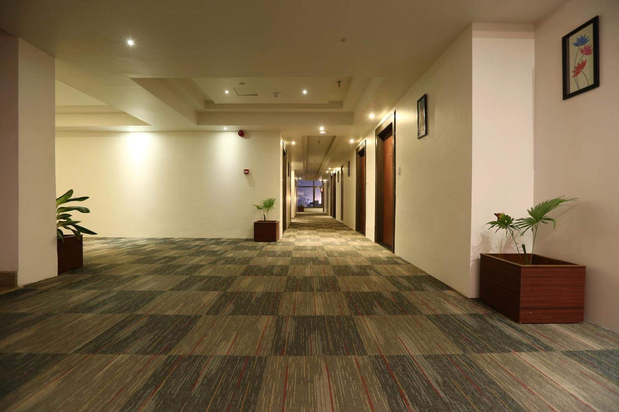 Hotel Prithvi Palace Igi Airport Delhi New Delhi Exteriör bild