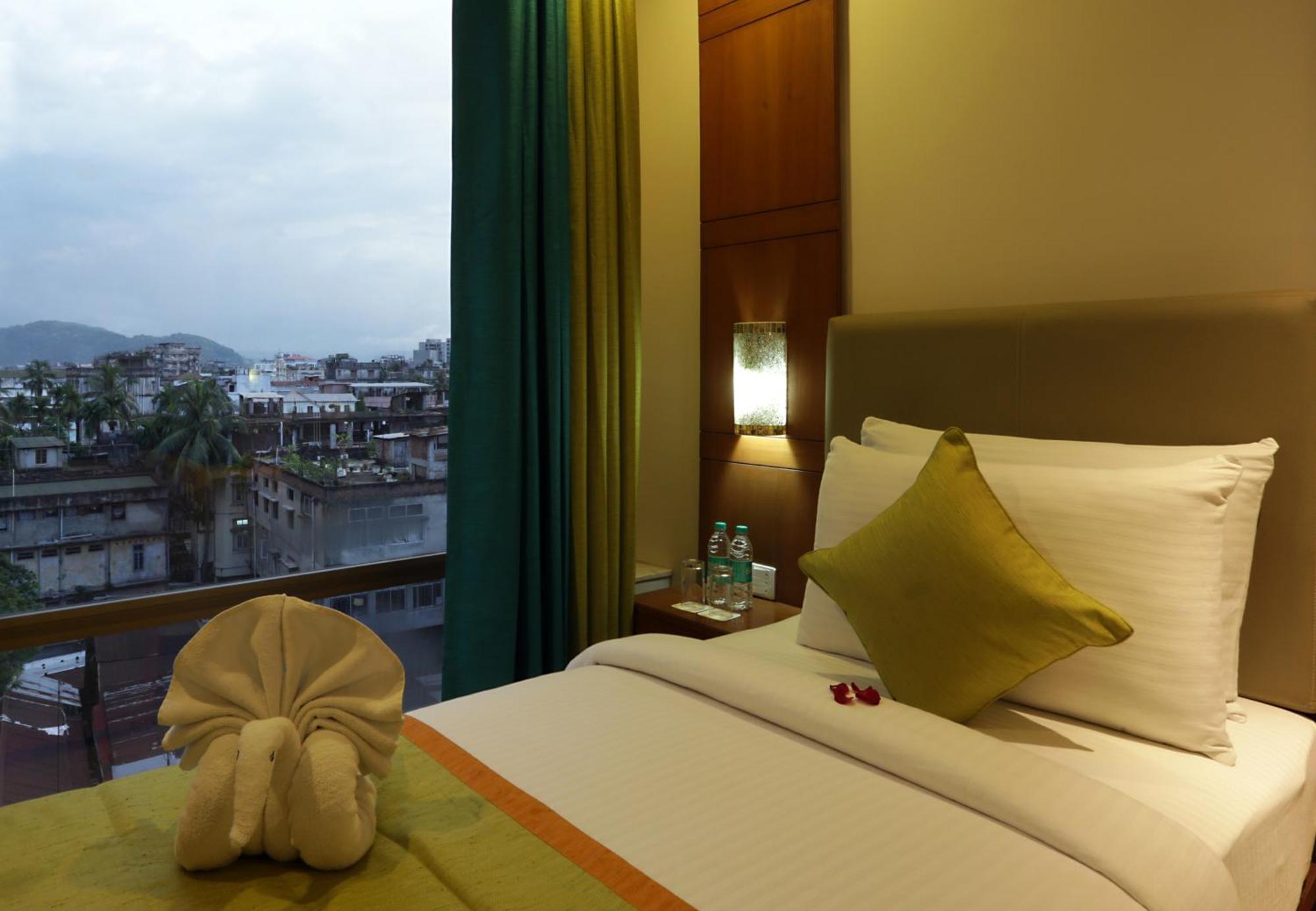 Hotel Prithvi Palace Igi Airport Delhi New Delhi Exteriör bild