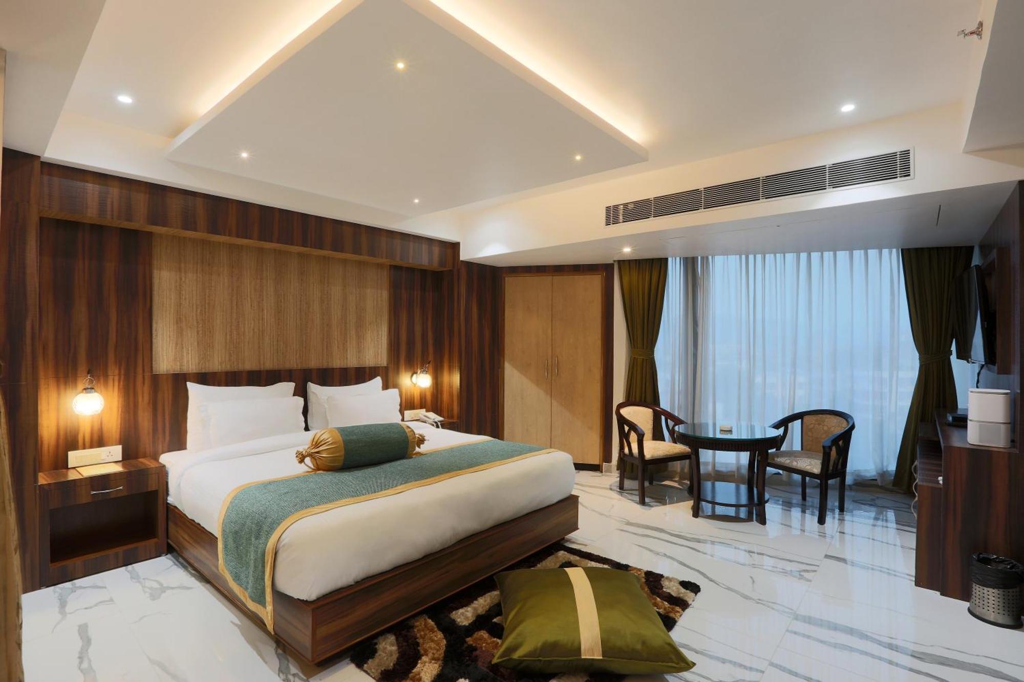 Hotel Prithvi Palace Igi Airport Delhi New Delhi Exteriör bild