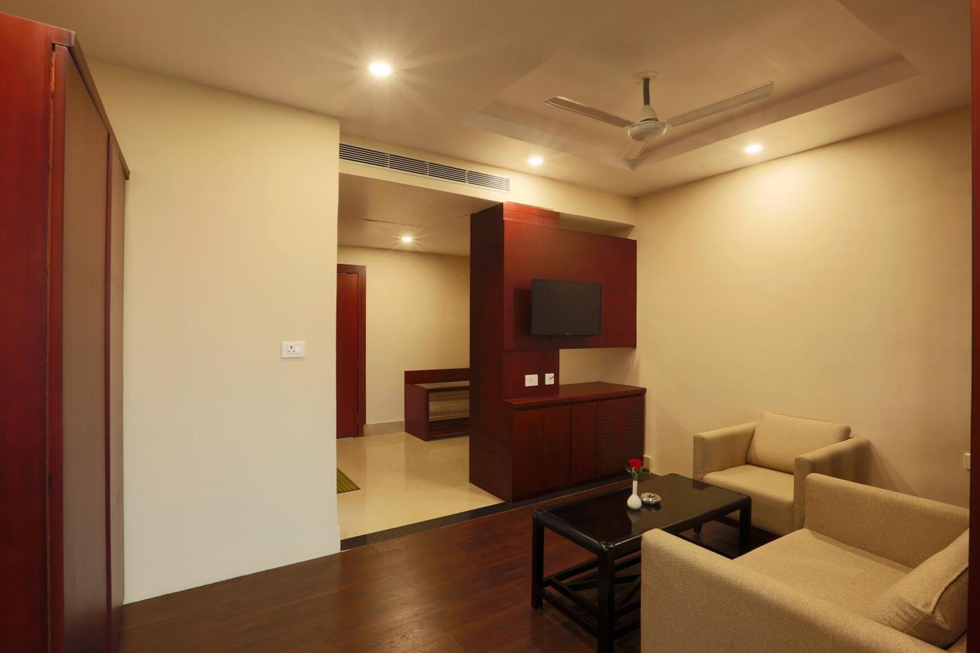 Hotel Prithvi Palace Igi Airport Delhi New Delhi Exteriör bild